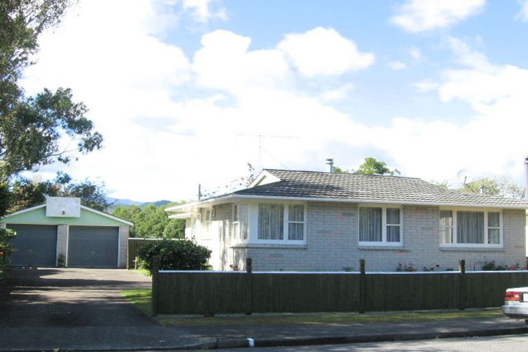 Photo of property in 30 Holdsworth Avenue, Trentham, Upper Hutt, 5018