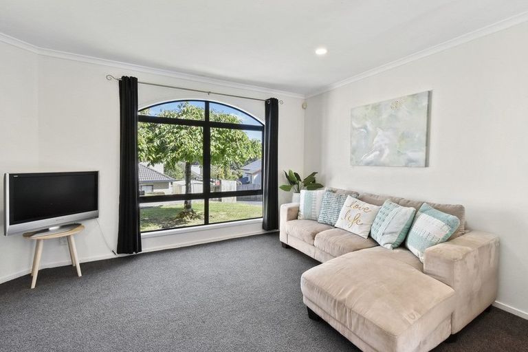 Photo of property in 109 Charles Prevost Drive, The Gardens, Auckland, 2105