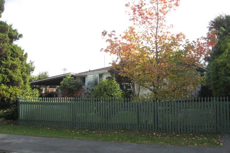 Photo of property in 75 Colman Avenue, Sockburn, Christchurch, 8042