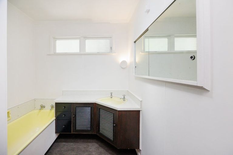 Photo of property in 50 Windsor Street, Terrace End, Palmerston North, 4410