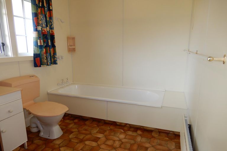 Photo of property in 45 Towey Street, South Hill, Oamaru, 9400