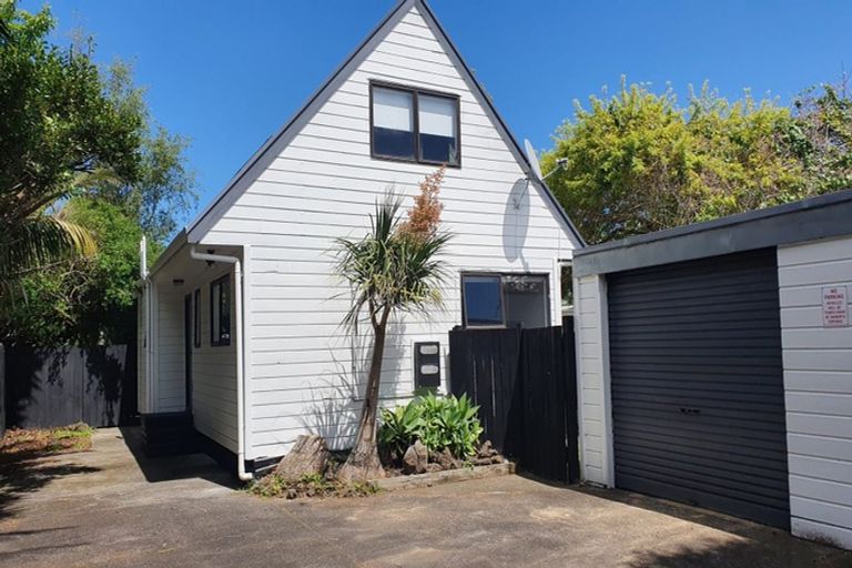 Photo of property in 10a Fergusson Avenue, Sandringham, Auckland, 1025