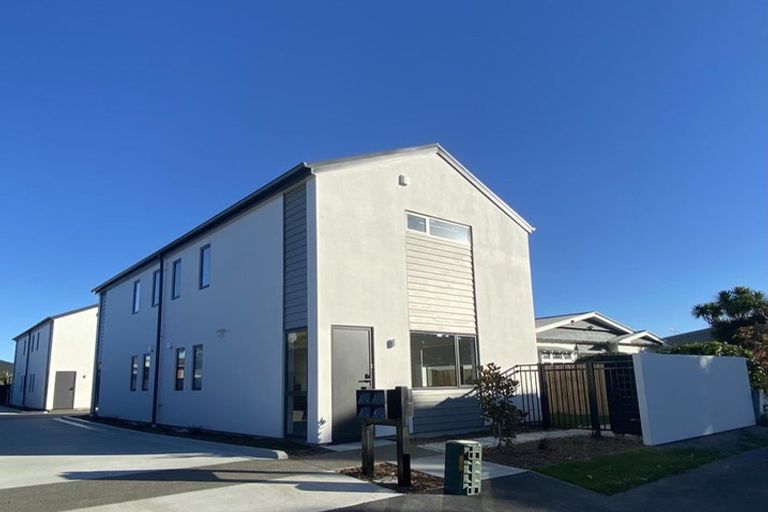 Photo of property in 1/112 Burke Street, Sydenham, Christchurch, 8023