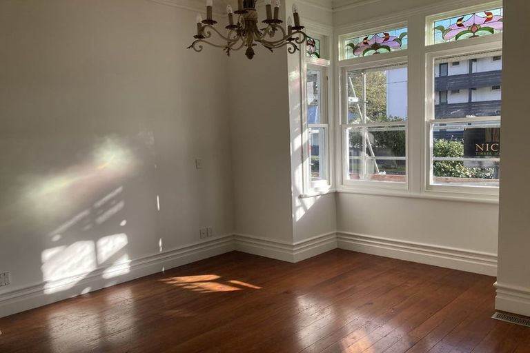 Photo of property in 74 Esplanade Road, Mount Eden, Auckland, 1024