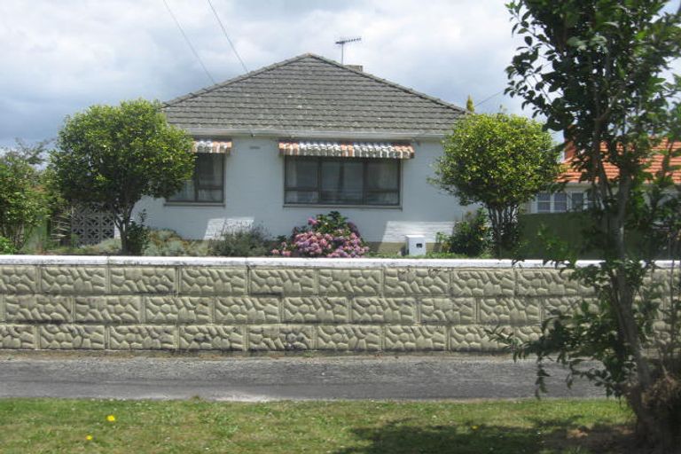 Photo of property in 17 Victory Place, Aramoho, Whanganui, 4500