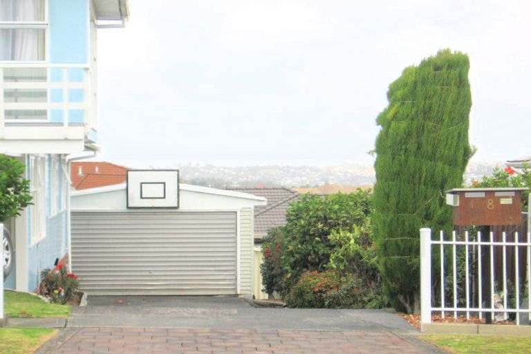 Photo of property in 8/11 Spencer Road, Oteha, Auckland, 0632