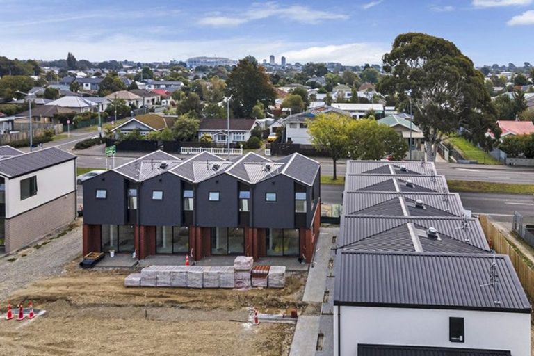 Photo of property in 8/112 Aldwins Road, Phillipstown, Christchurch, 8062