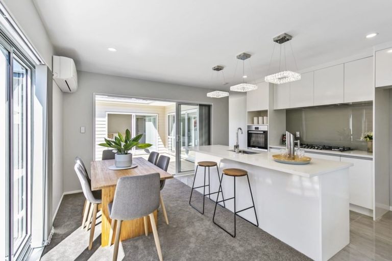 Photo of property in 33 Matata Drive, Takanini, 2112