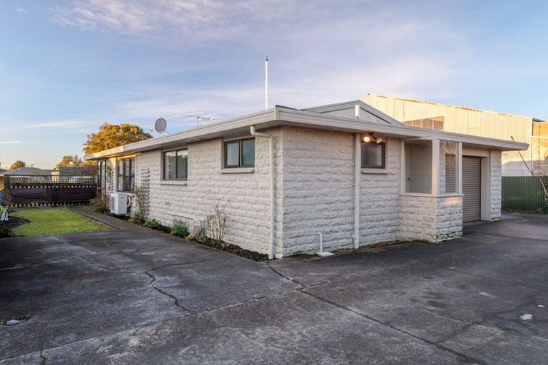 Photo of property in 223c Park Street, Winton, 9720