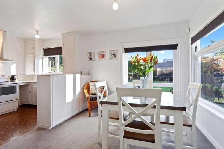 Photo of property in 3 Chepstow Avenue, Fendalton, Christchurch, 8052