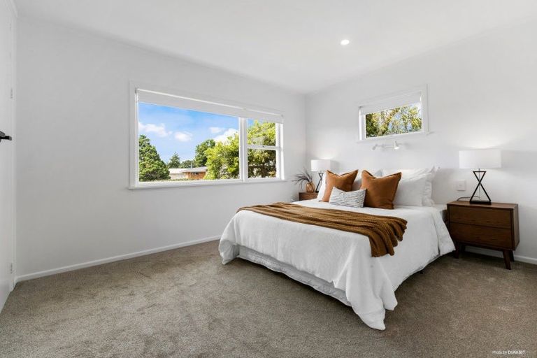 Photo of property in 8 Childs Avenue, Pukekohe, 2120