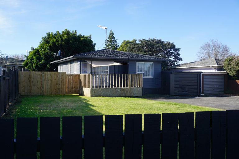 Photo of property in 1/12 Naomi Place, Manurewa, Auckland, 2102