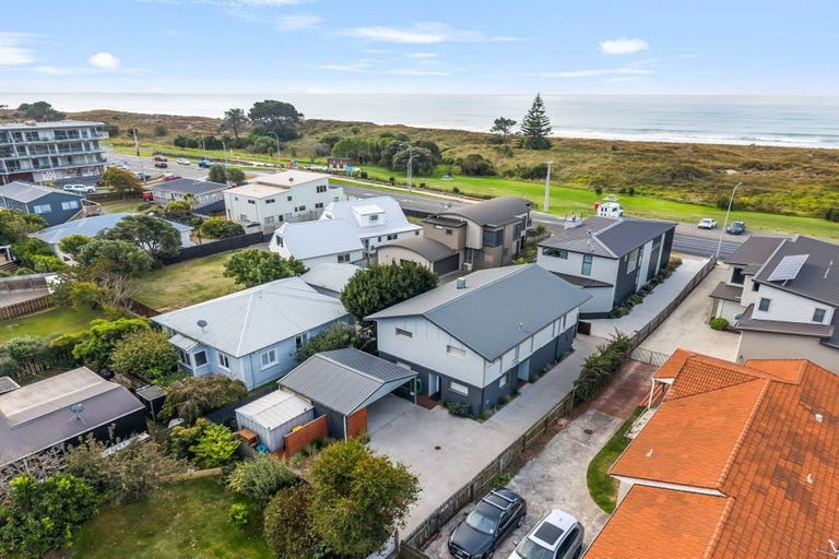 Photo of property in 910b Papamoa Beach Road, Papamoa Beach, Papamoa, 3118
