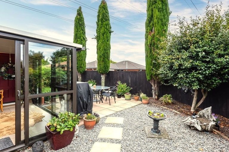 Photo of property in 14a Algie Place, Avonhead, Christchurch, 8042