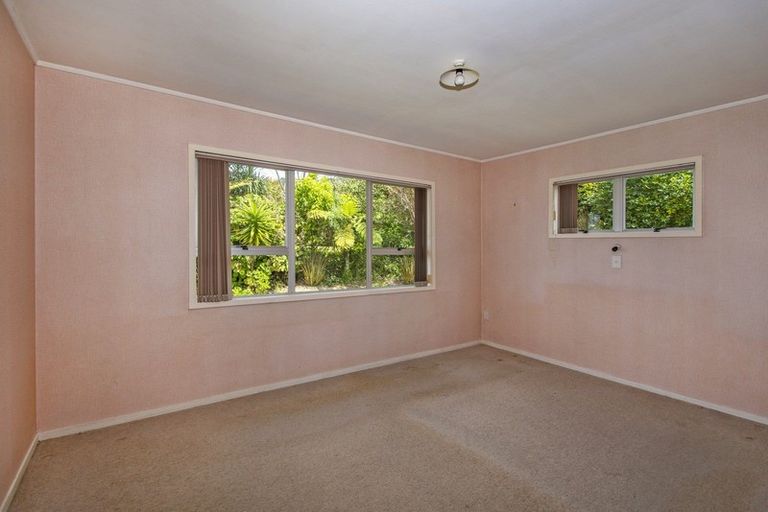 Photo of property in 62 View Road, Hikurangi, 0114