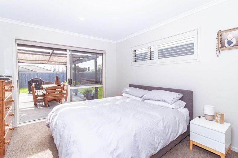 Photo of property in 15 Magnolia Crescent, Tawhero, Whanganui, 4501