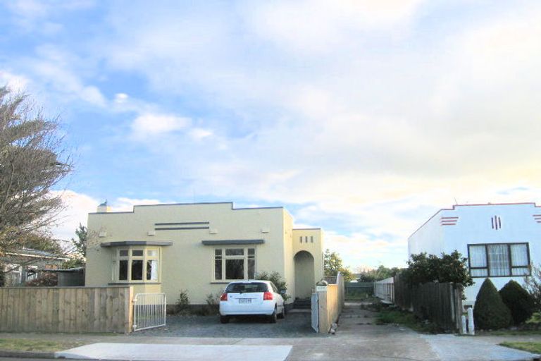 Photo of property in 609 Alexandra Street, Parkvale, Hastings, 4122