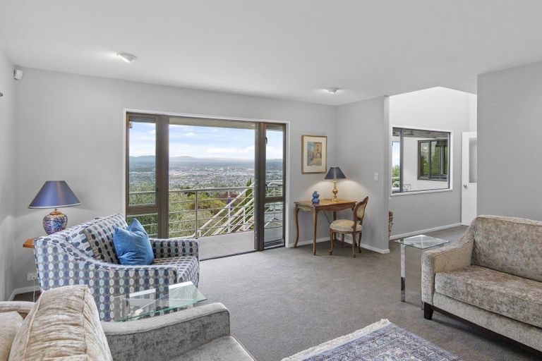 Photo of property in 3 Allom Lane, Cashmere, Christchurch, 8022