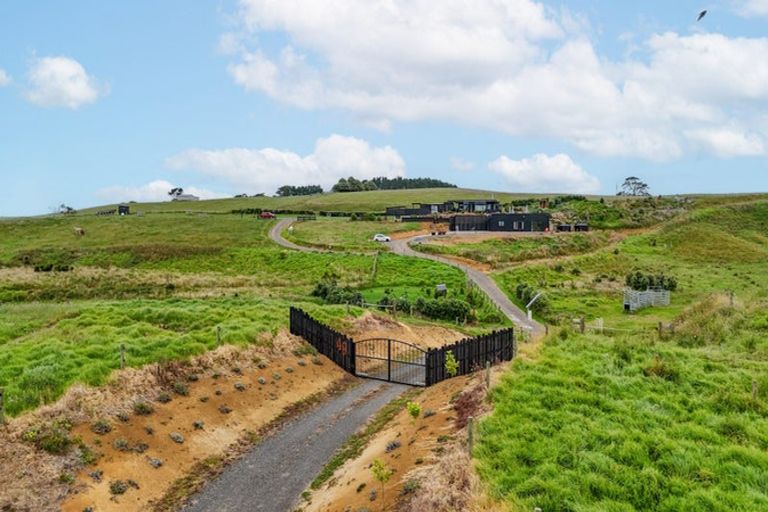 Photo of property in 49 Honey Road, Otaua, 2683