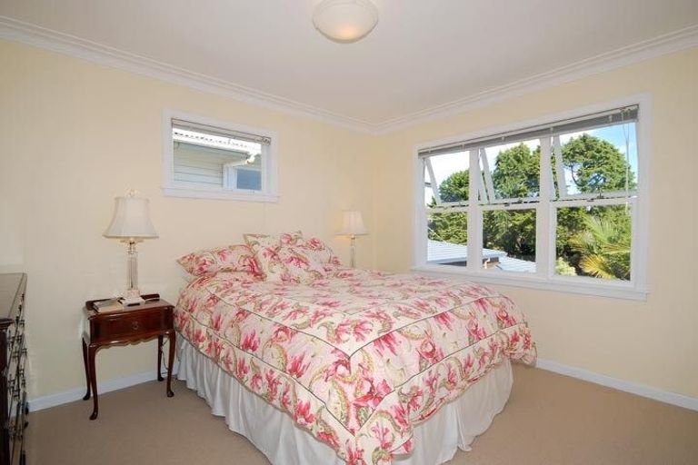 Photo of property in 19 Appleyard Crescent, Meadowbank, Auckland, 1072