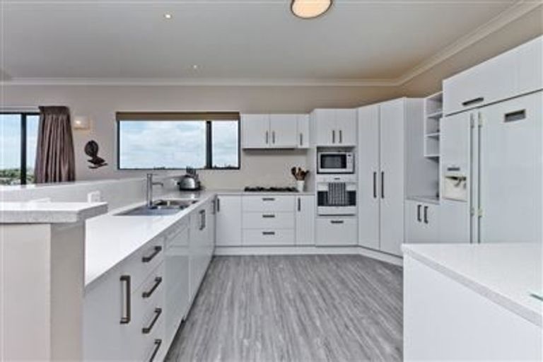 Photo of property in 9 Wentwood Place, Torbay, Auckland, 0630