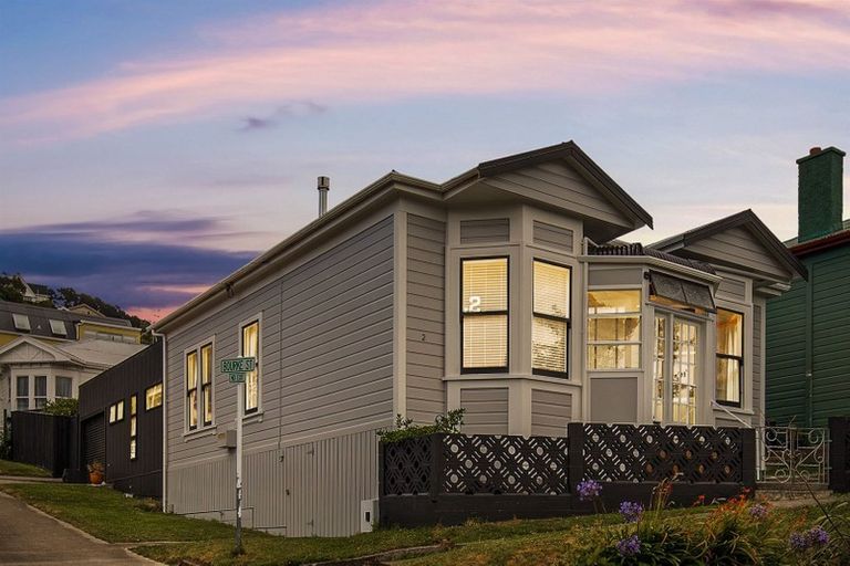 Photo of property in 2 Bourke Street, Kilbirnie, Wellington, 6022