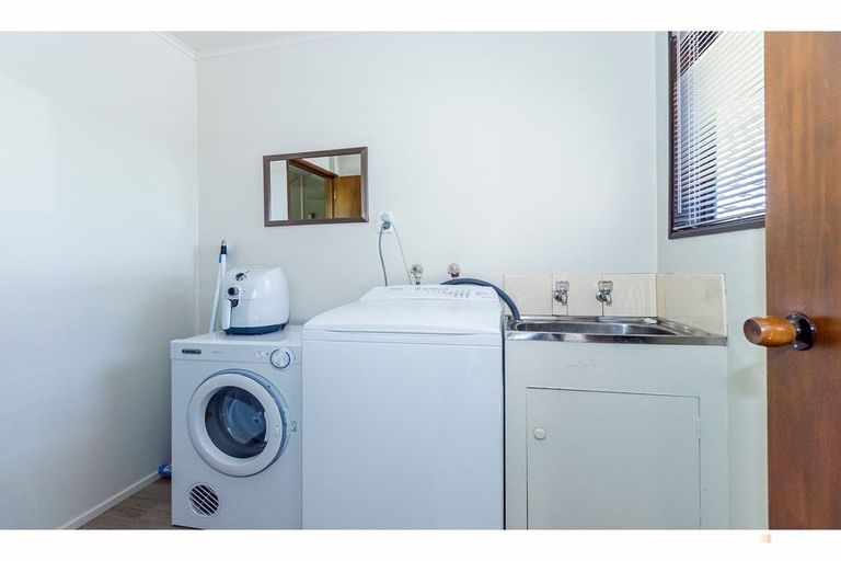 Photo of property in 30 Forest Road, Geraldine, 7930