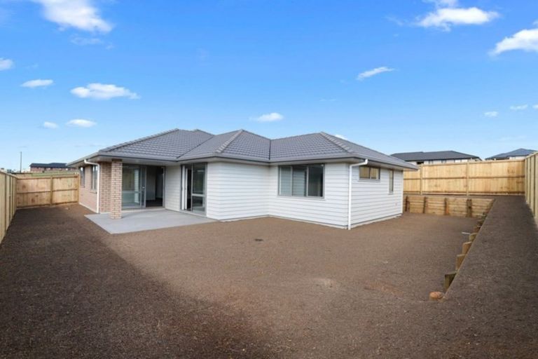 Photo of property in 8 Loader Place, Pokeno, 2402