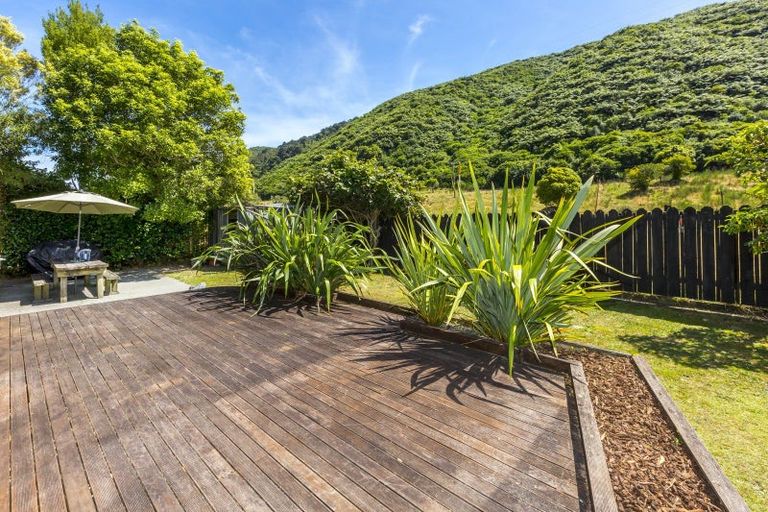 Photo of property in 23 Indiana Grove, Totara Park, Upper Hutt, 5018