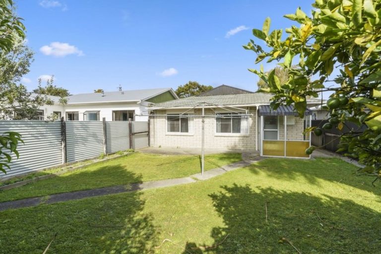 Photo of property in 11 Slacks Road, Awapuni, Palmerston North, 4412