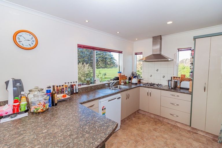 Photo of property in 28 West Road, Mangatainoka, Pahiatua, 4982