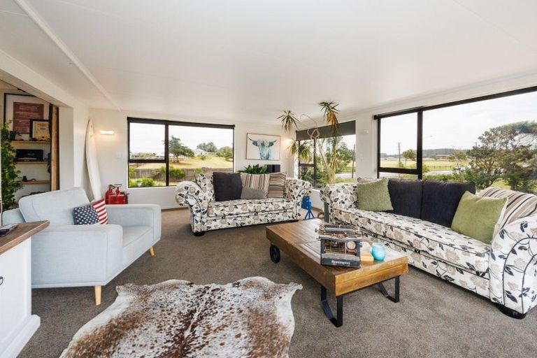 Photo of property in 38 Russell Street, Foxton, 4814