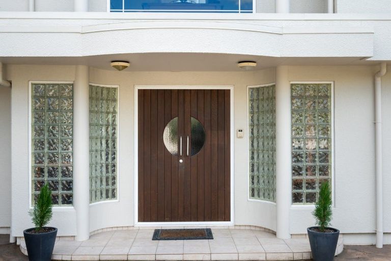 Photo of property in 14 Woodford Heights, Havelock North, 4130