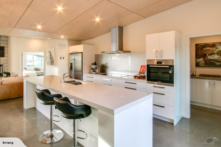 Photo of property in 29 Kapiti Drive, Poraiti, Napier, 4112