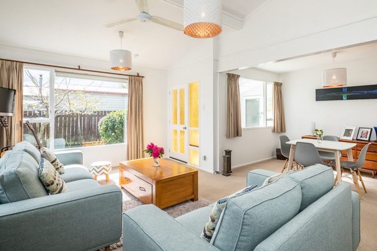 Photo of property in 10b Cypress Grove, Paraparaumu, 5032