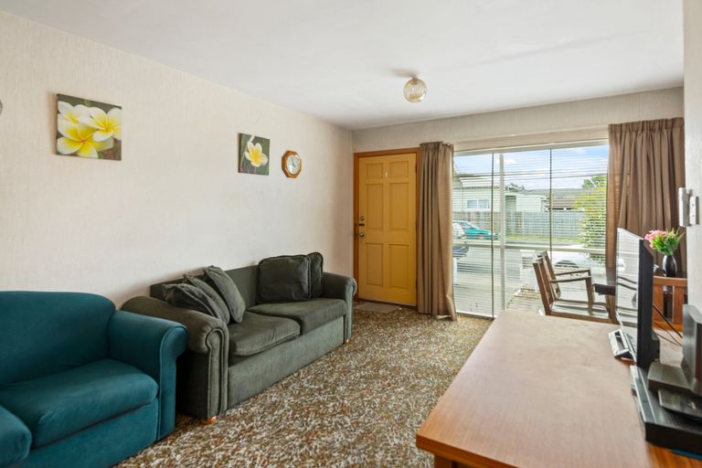 Photo of property in 3/9 Burdale Street, Riccarton, Christchurch, 8011