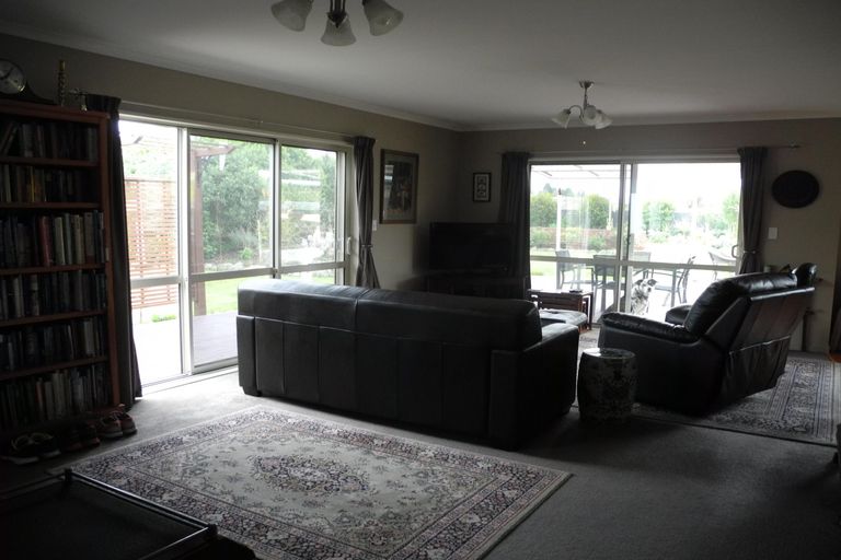 Photo of property in 10a Massey Street, Waimate, 7924