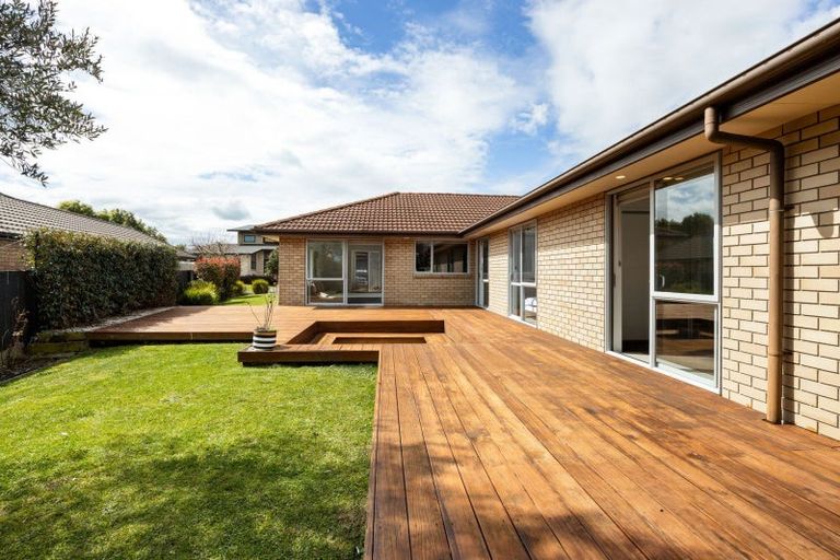 Photo of property in 5 Compton Grove, Huntington, Hamilton, 3210