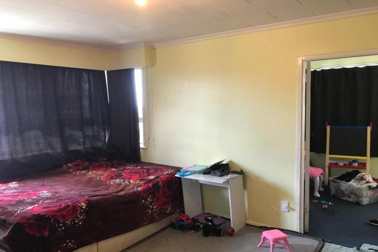 Photo of property in 552 Richardson Road, Mount Roskill, Auckland, 1041
