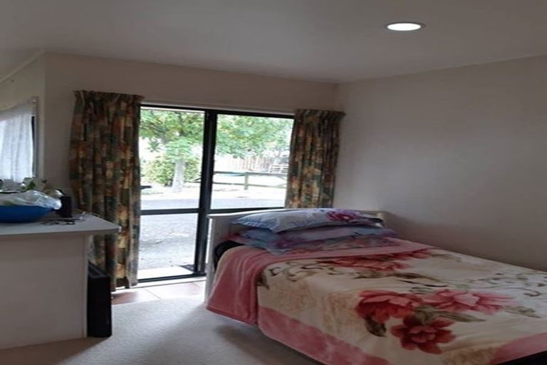 Photo of property in 2/119 Rangitoto Road, Papatoetoe, Auckland, 2025