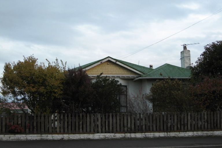 Photo of property in 101 Clyde Street, Balclutha, 9230