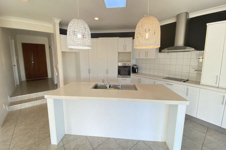 Photo of property in 22a Mcleod Road, Henderson, Auckland, 0612