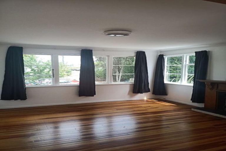 Photo of property in 36 Mcdougall Street, Manurewa East, Auckland, 2102