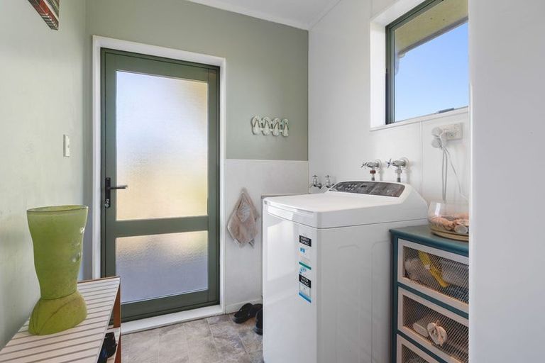 Photo of property in 49 Battiscombe Terrace, Waitara, 4320