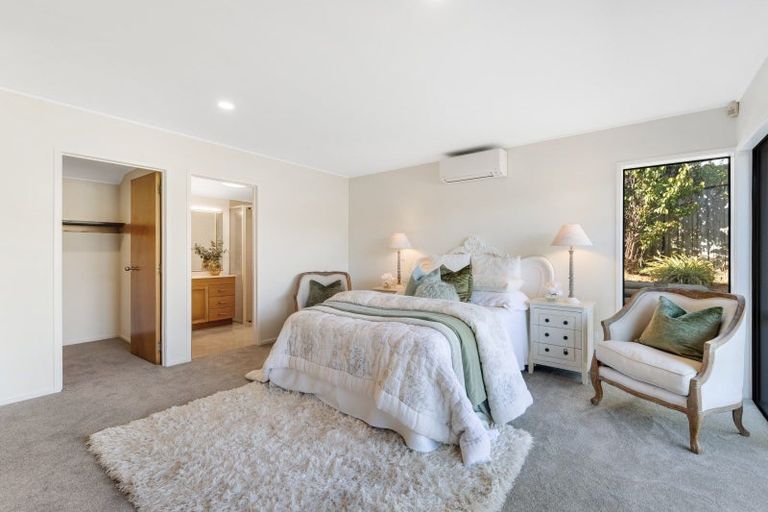 Photo of property in 105 Oliver Road, Eastern Beach, Auckland, 2012