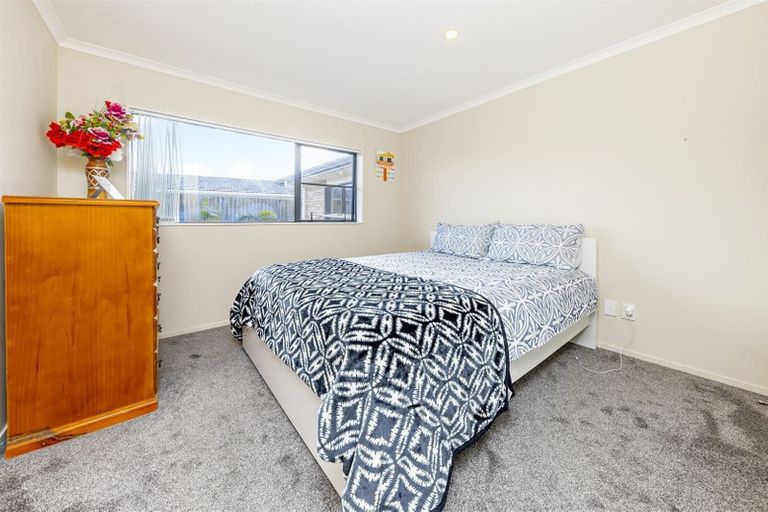 Photo of property in 497 Great South Road, Opaheke, Papakura, 2113