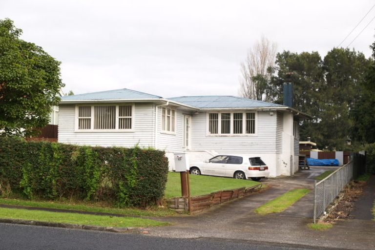 Photo of property in 9 Earlsworth Road, Mangere East, Auckland, 2024
