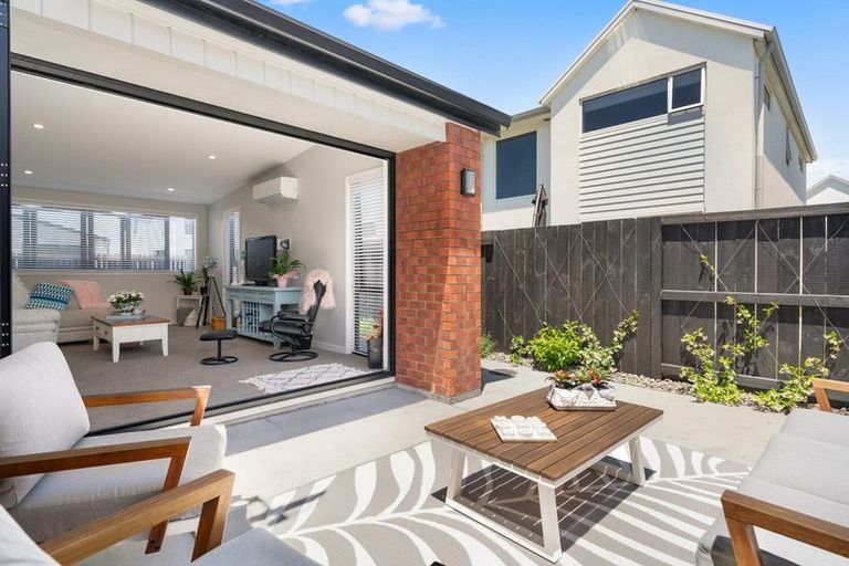 Photo of property in 8 Te Paea Crescent, Papamoa Beach, Papamoa, 3118