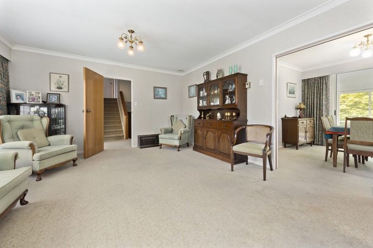 Photo of property in 3 Dowling Grove, Silverstream, Upper Hutt, 5019