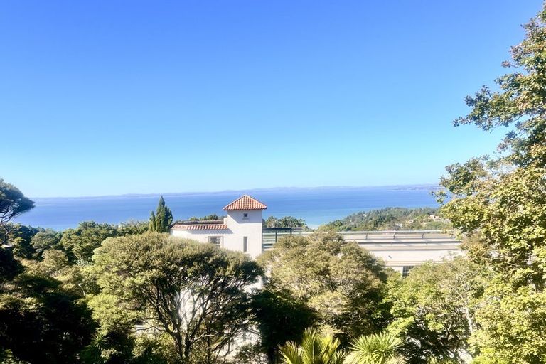 Photo of property in 441 Titirangi Road, Titirangi, Auckland, 0604